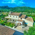 Finca Rafalet, Pollensa By Renthousing